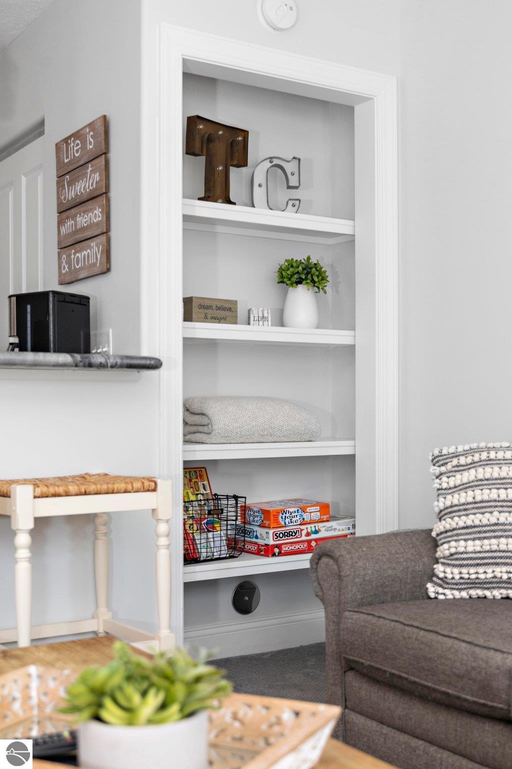 715 E State Street # 28