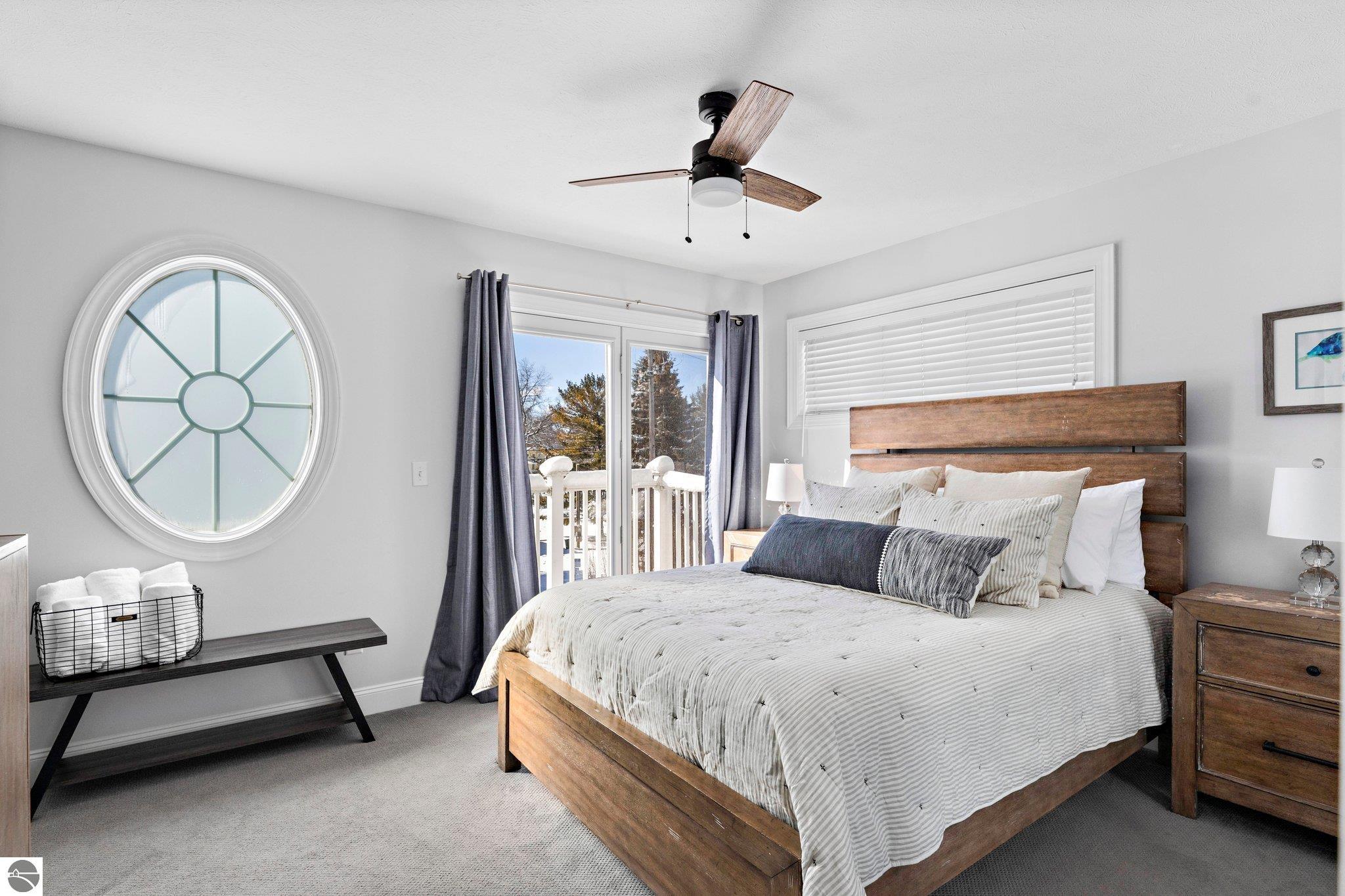 715 E State Street # 28