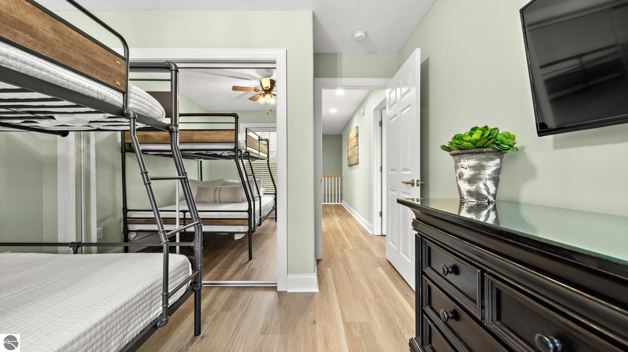 100 Hope Street # 12