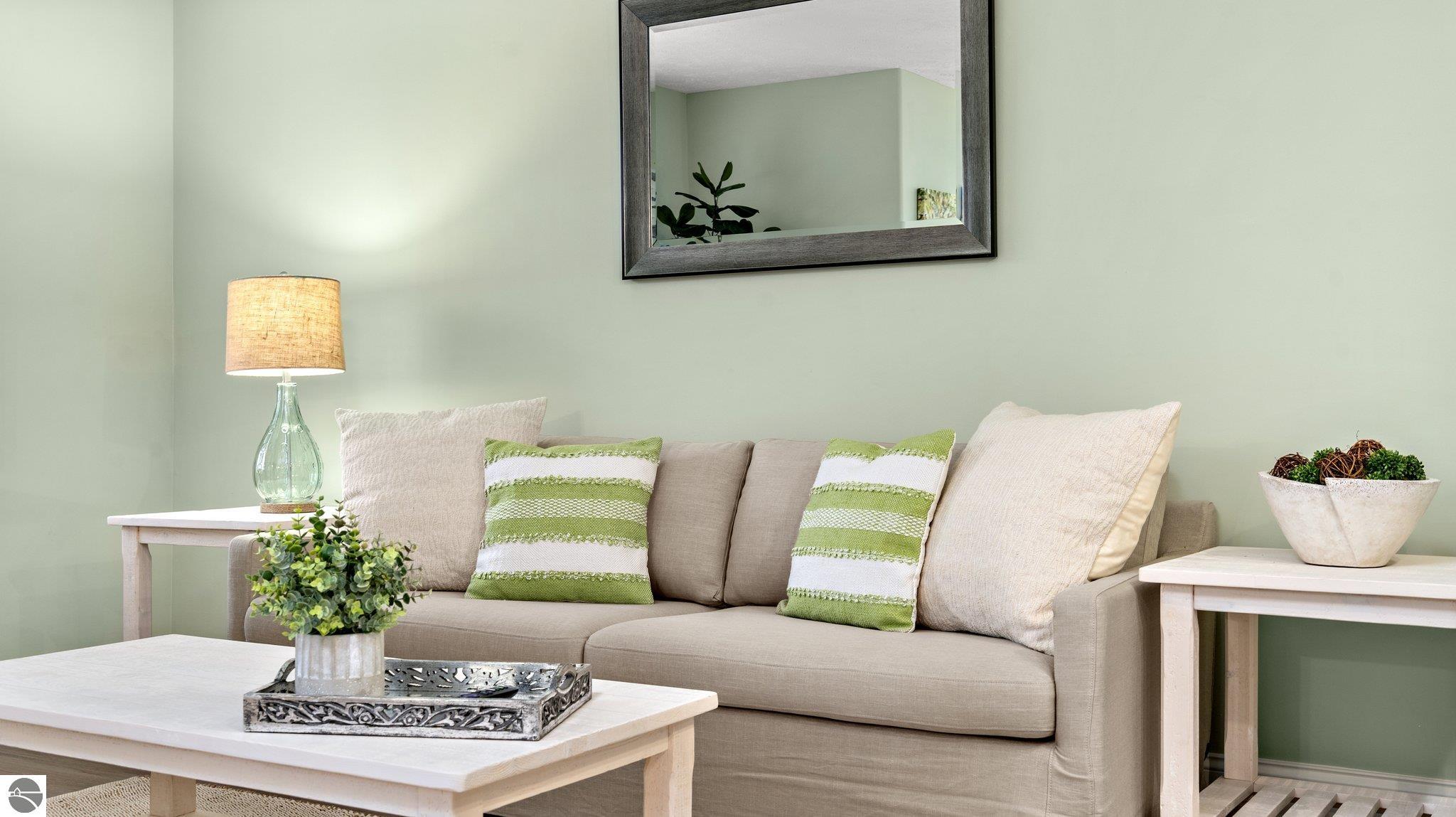 100 Hope Street # 12