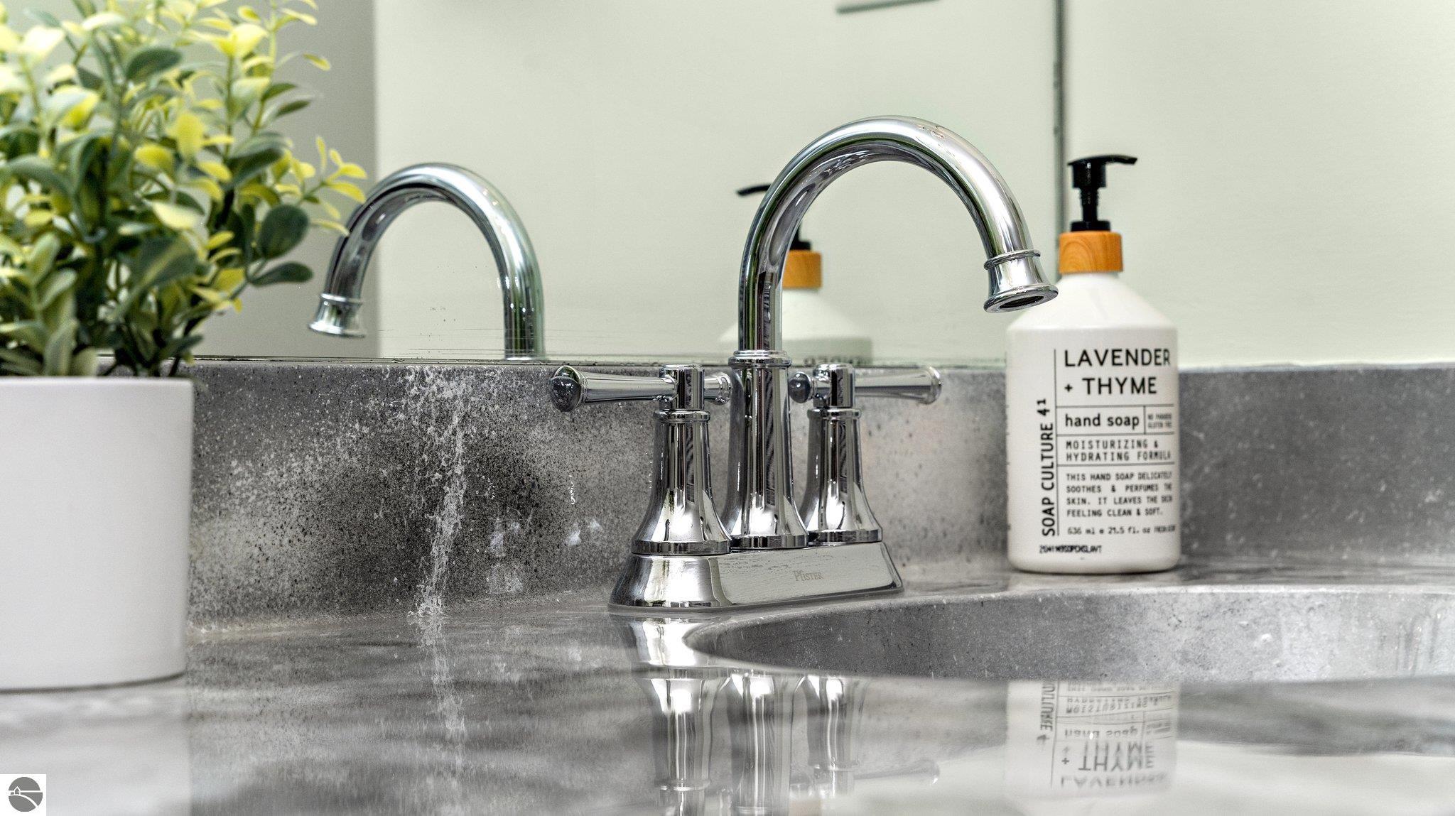 100 Hope Street # 12