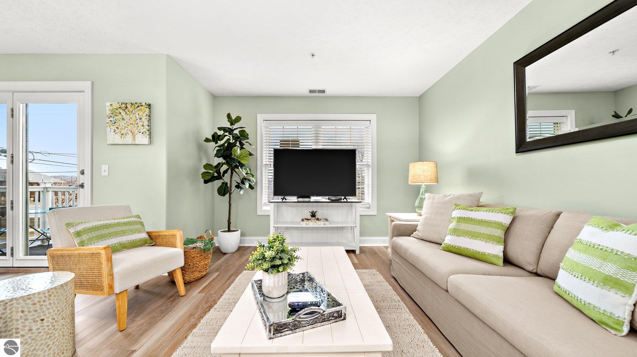 100 Hope Street # 12