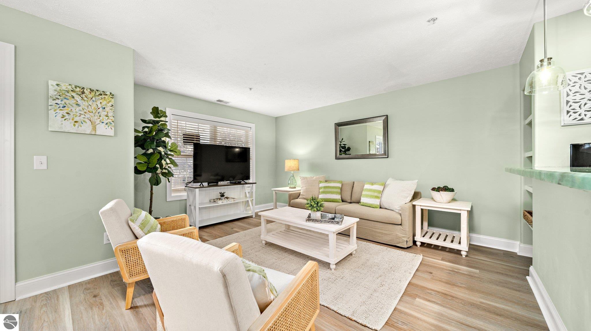 100 Hope Street # 12