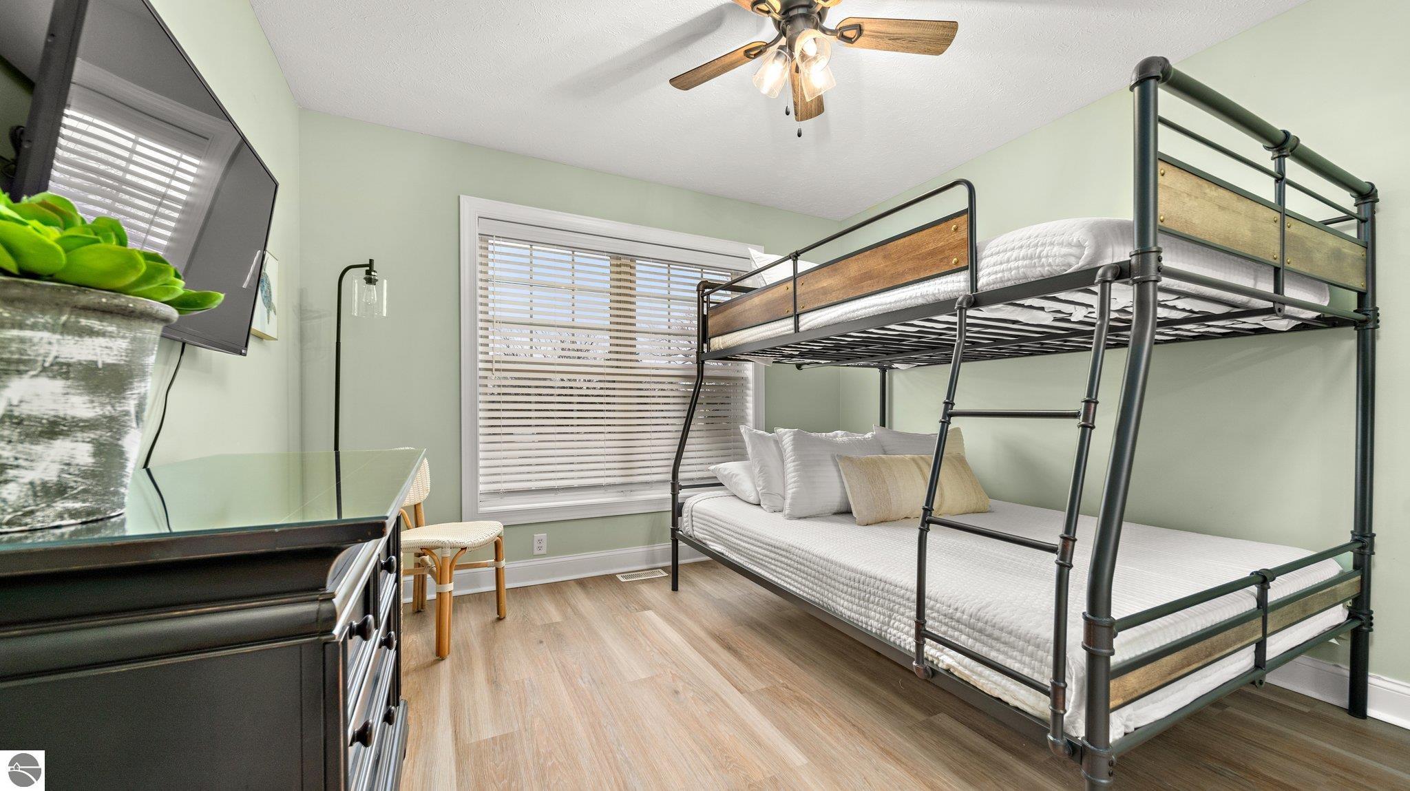 100 Hope Street # 12