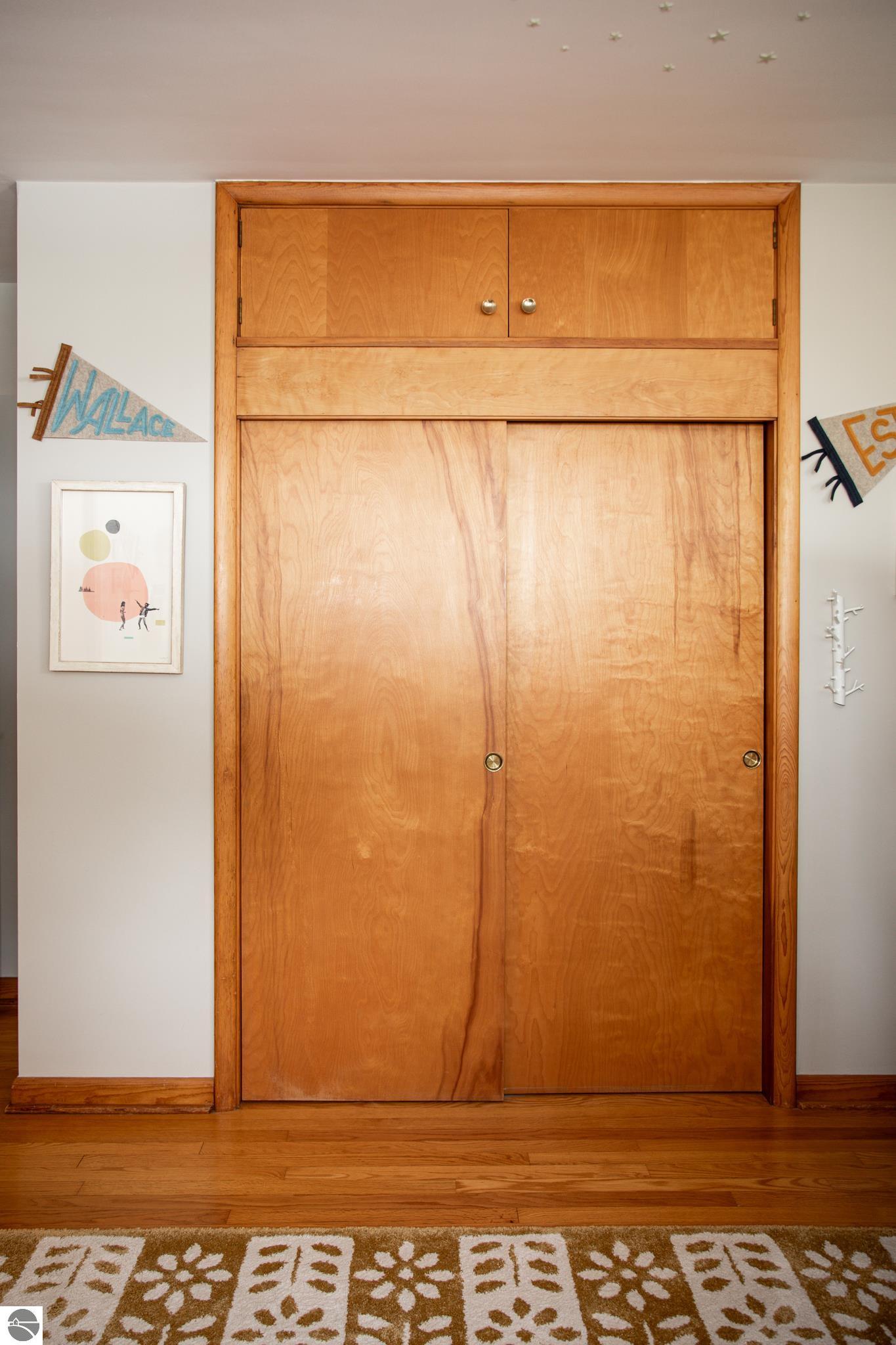 633 W Twelfth Street