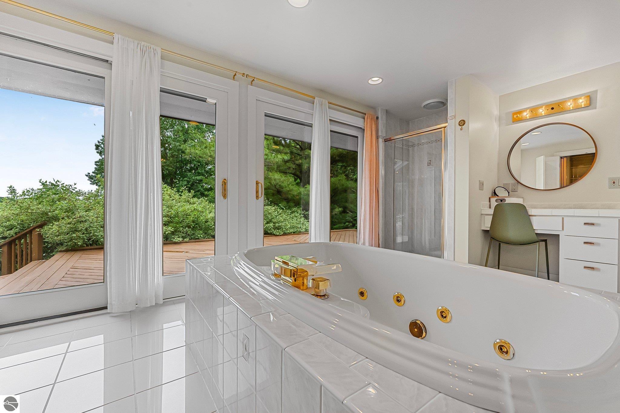 1461 N Eagle Highway