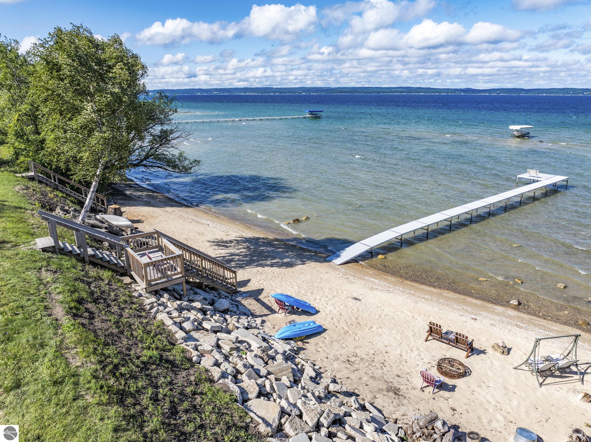 10191 Peninsula Drive