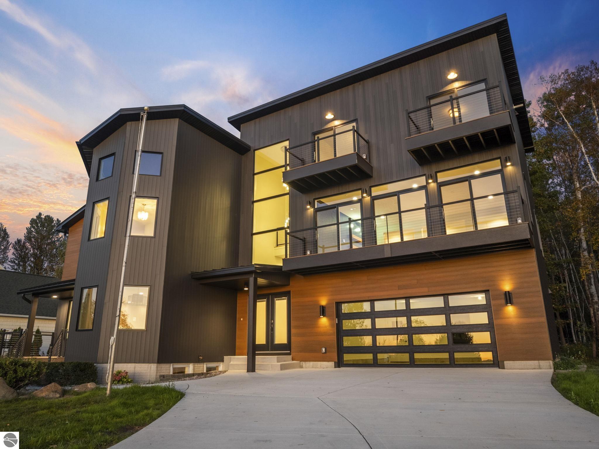 10191 Peninsula Drive