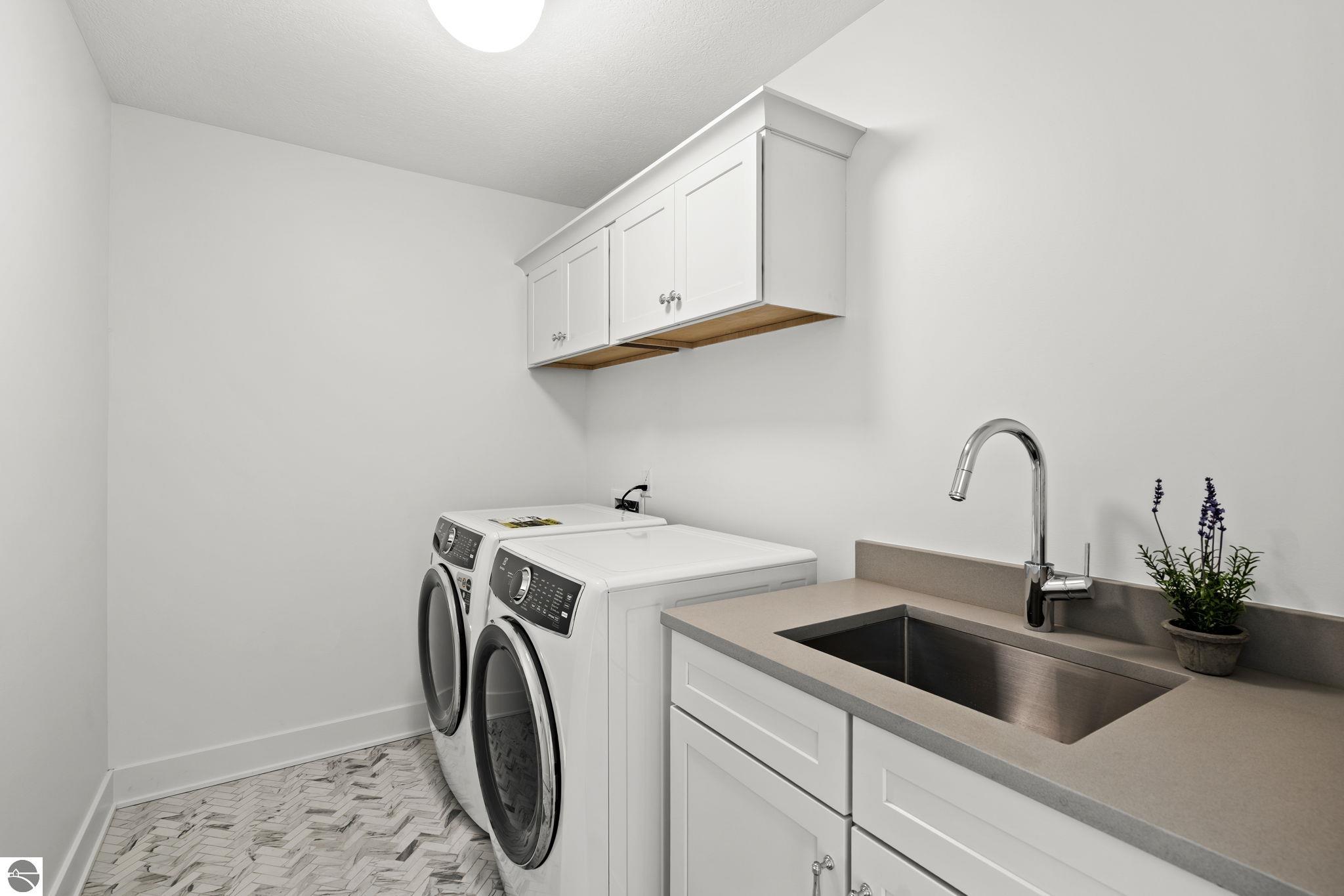 10191 Peninsula Drive