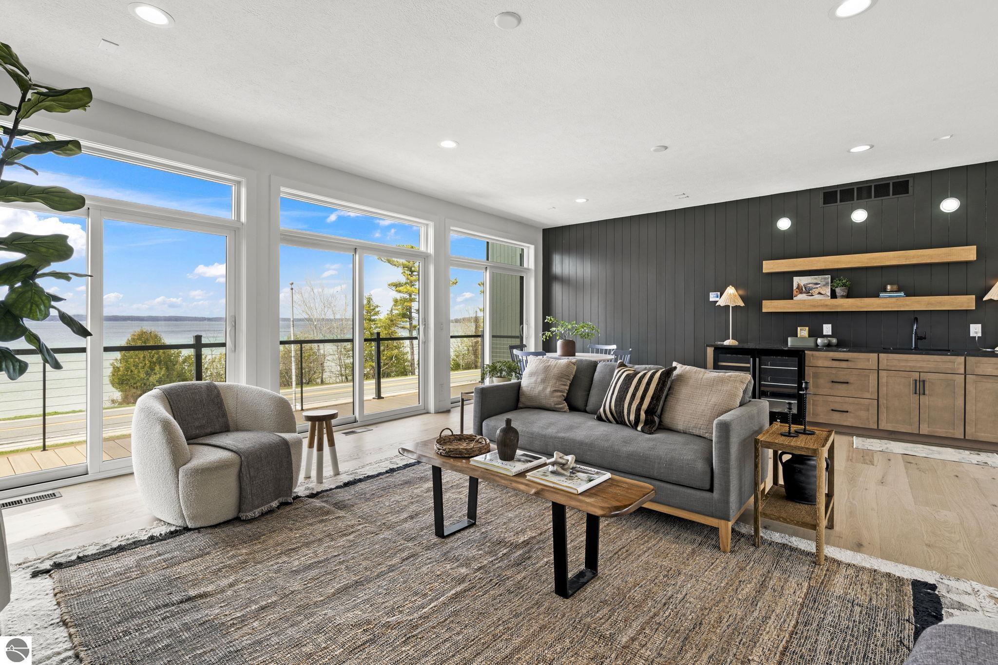 10191 Peninsula Drive