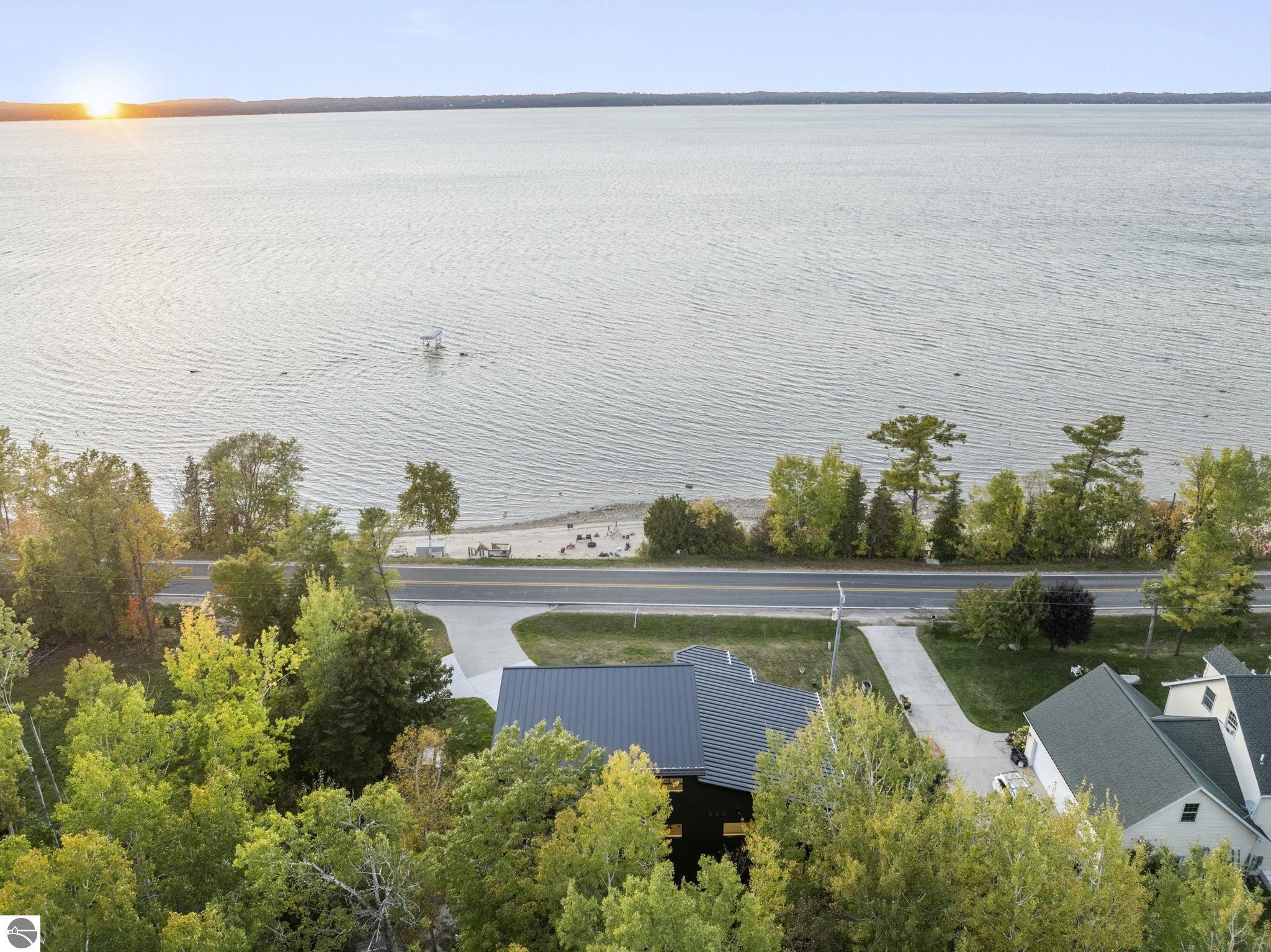 10191 Peninsula Drive