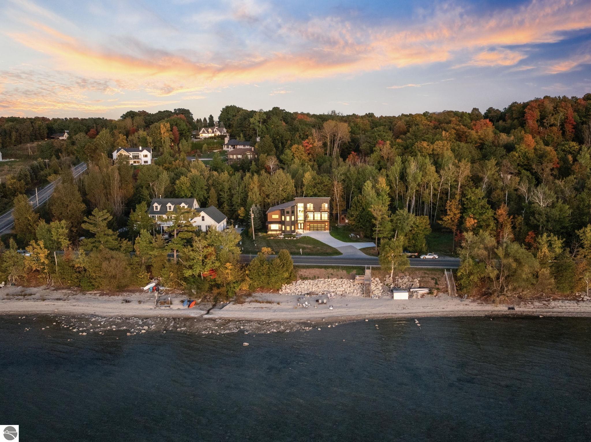 10191 Peninsula Drive