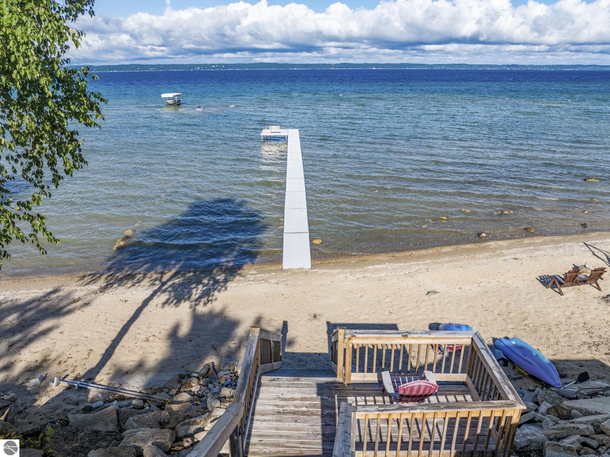 10191 Peninsula Drive