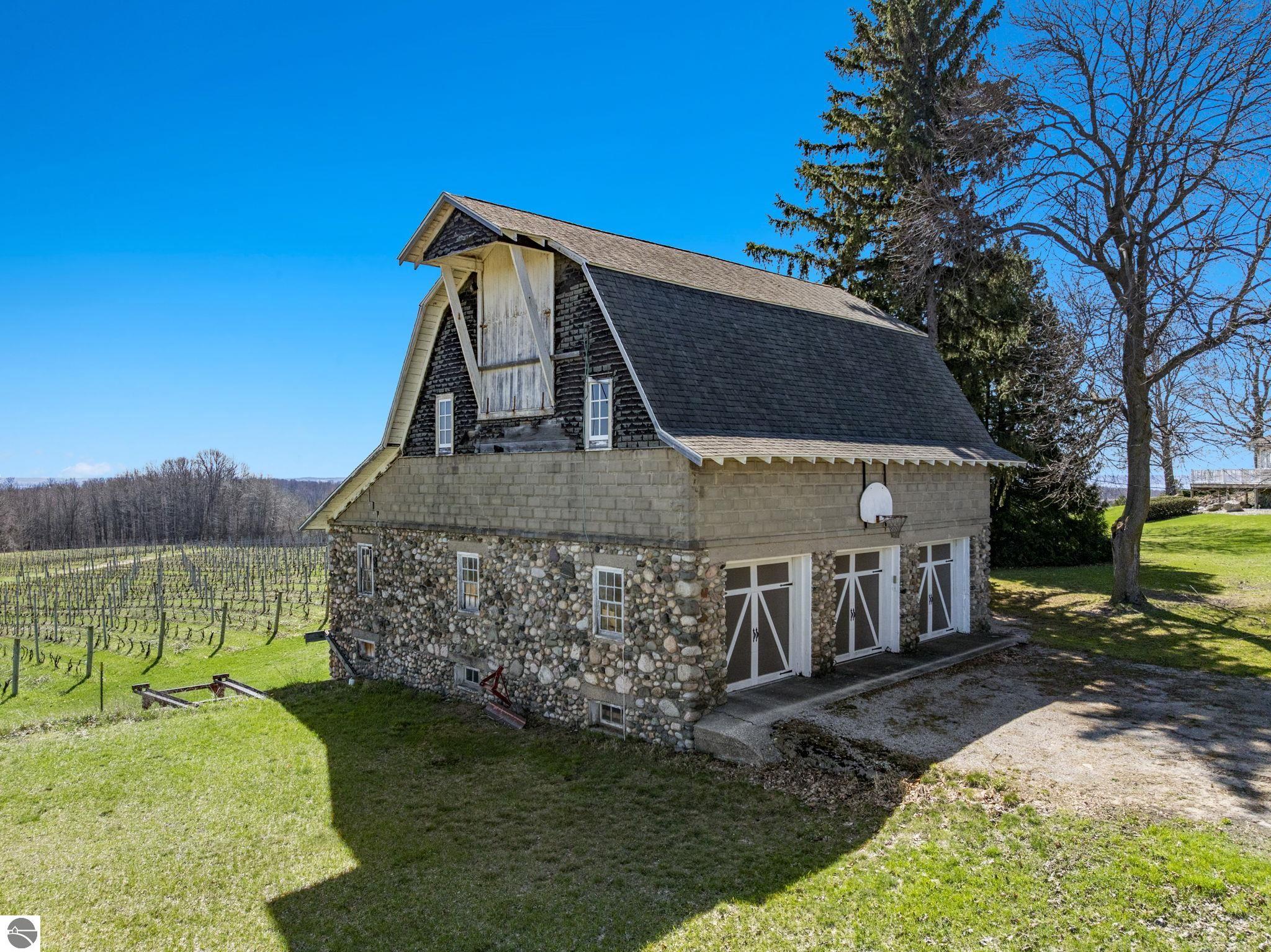 2770 Nelson Road