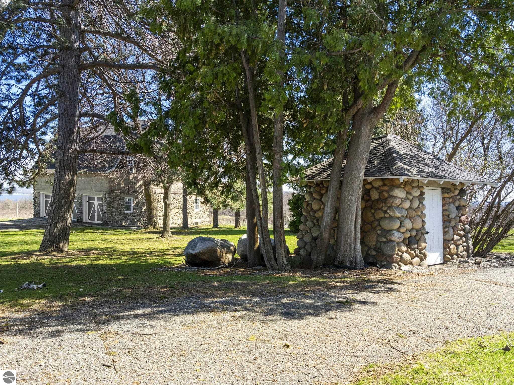 2770 Nelson Road
