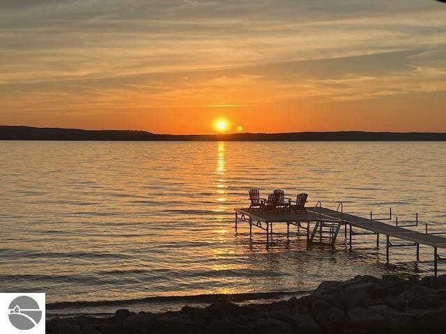 7265 Peninsula Drive