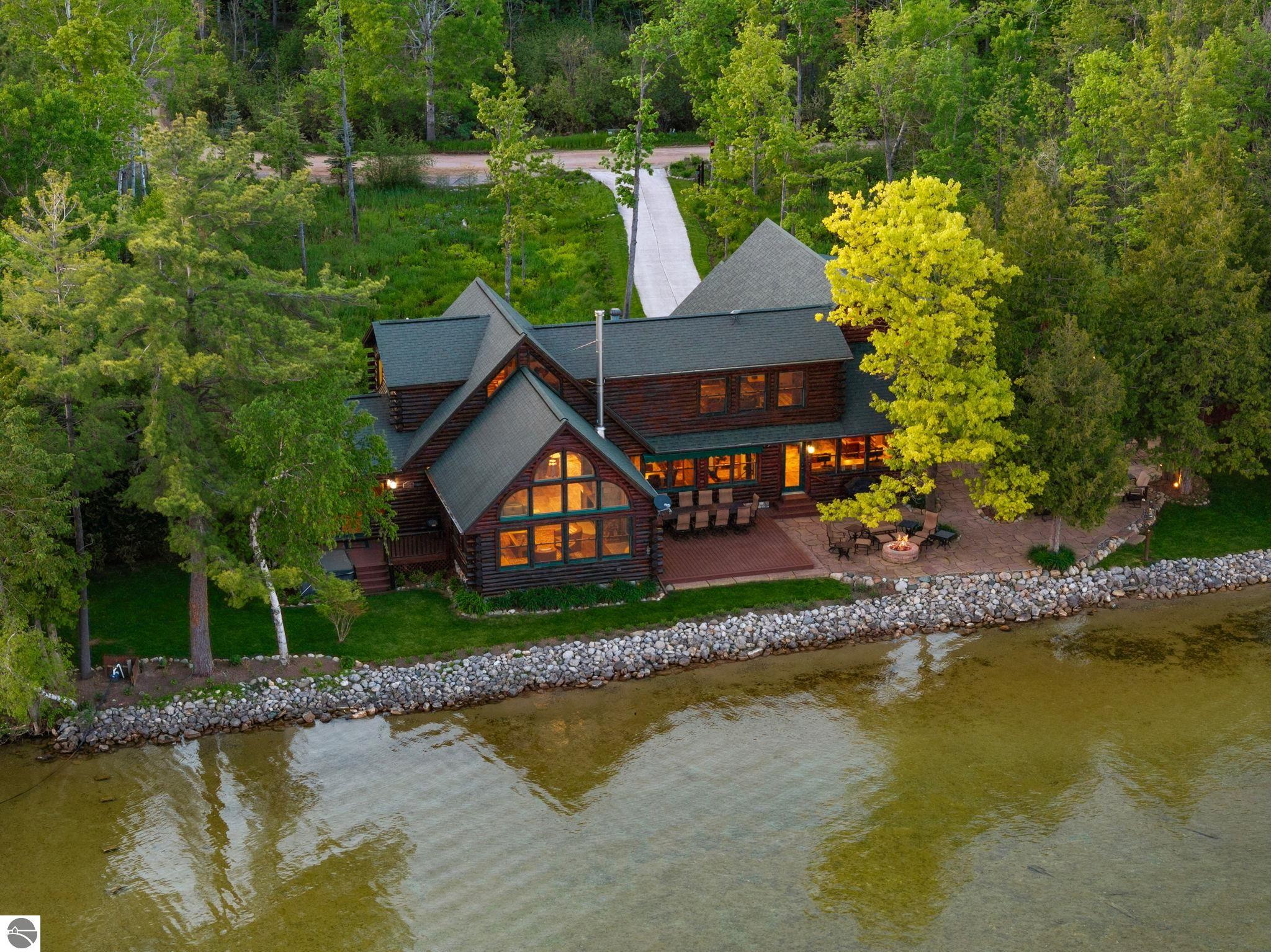 8601 Strawberry Point Road
