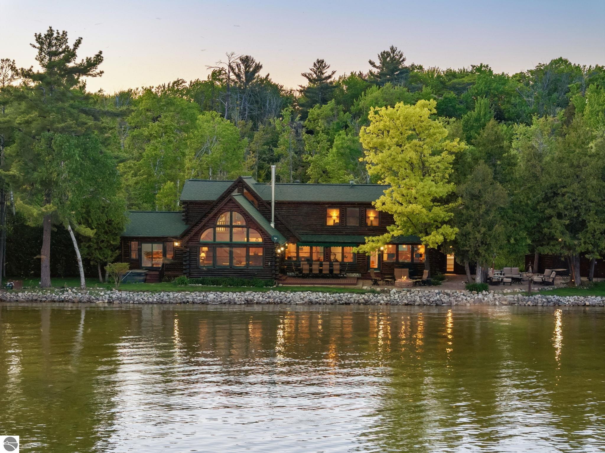 8601 Strawberry Point Road