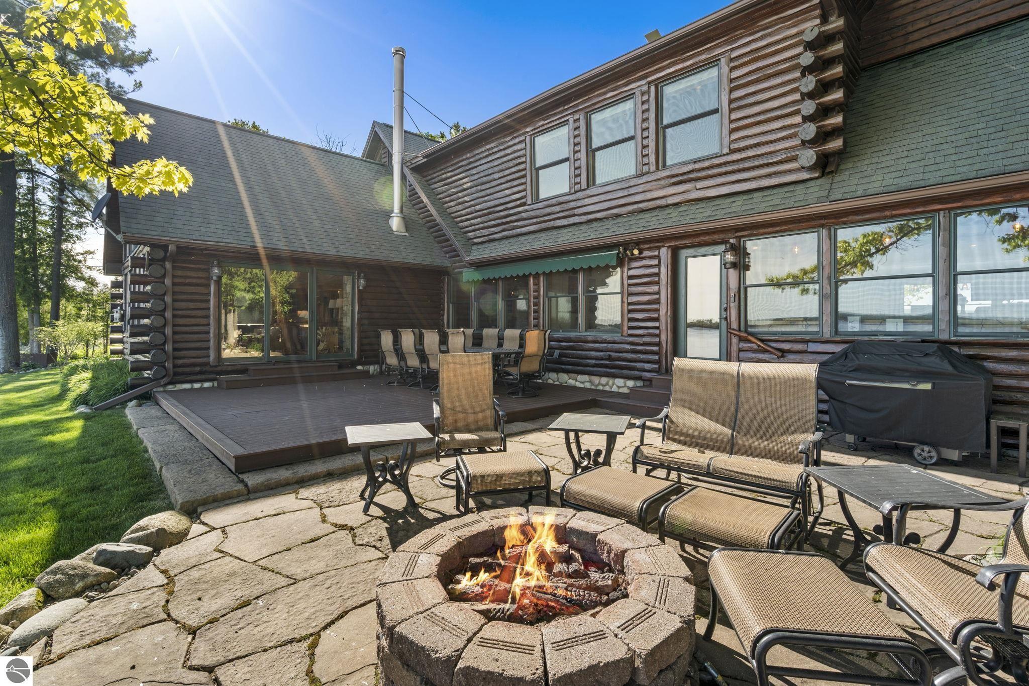 8601 Strawberry Point Road