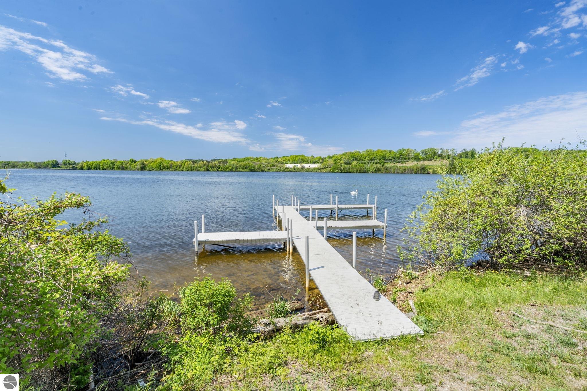 1548 Simsbury Street # 9