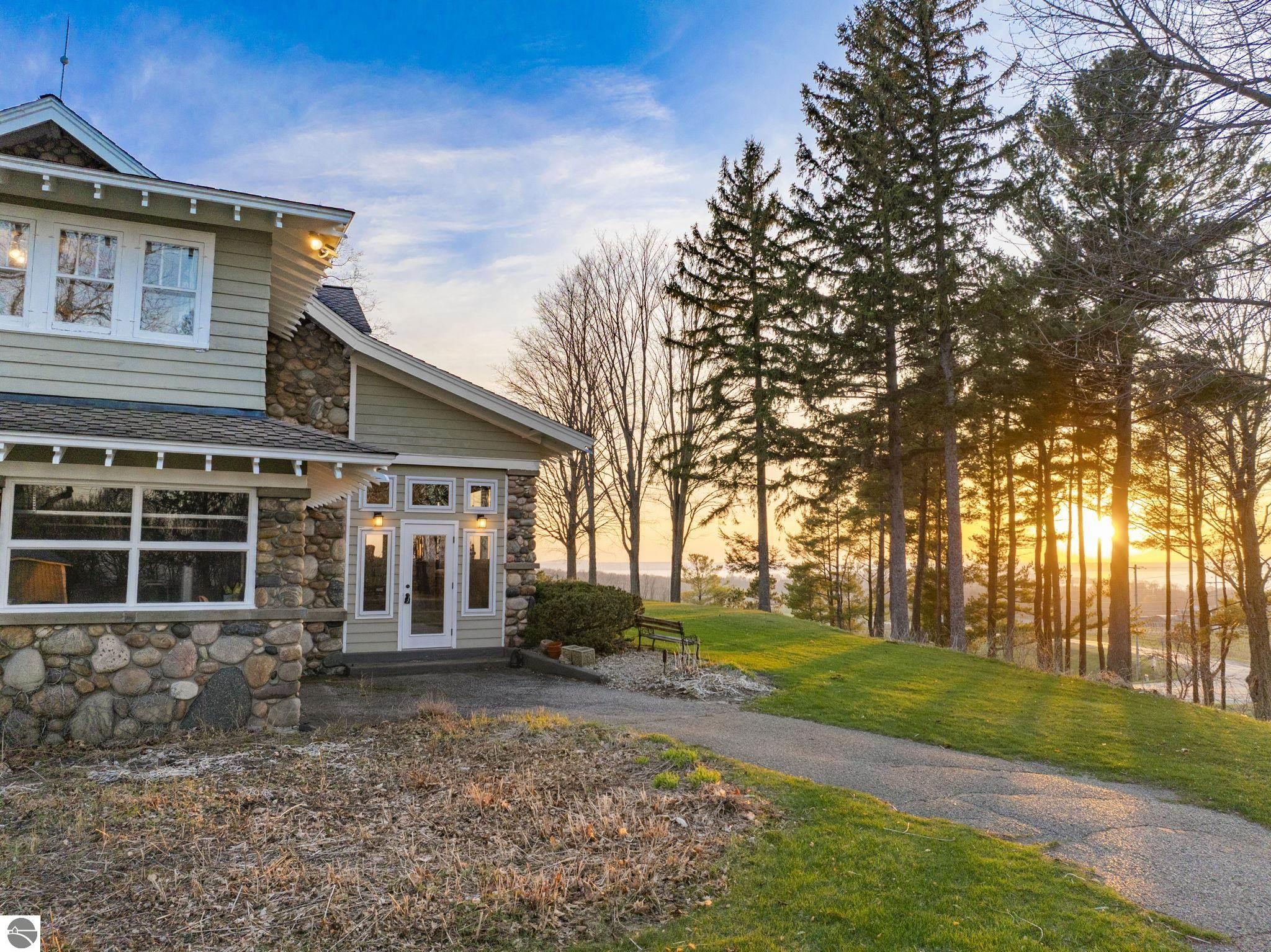 2770 Nelson Road