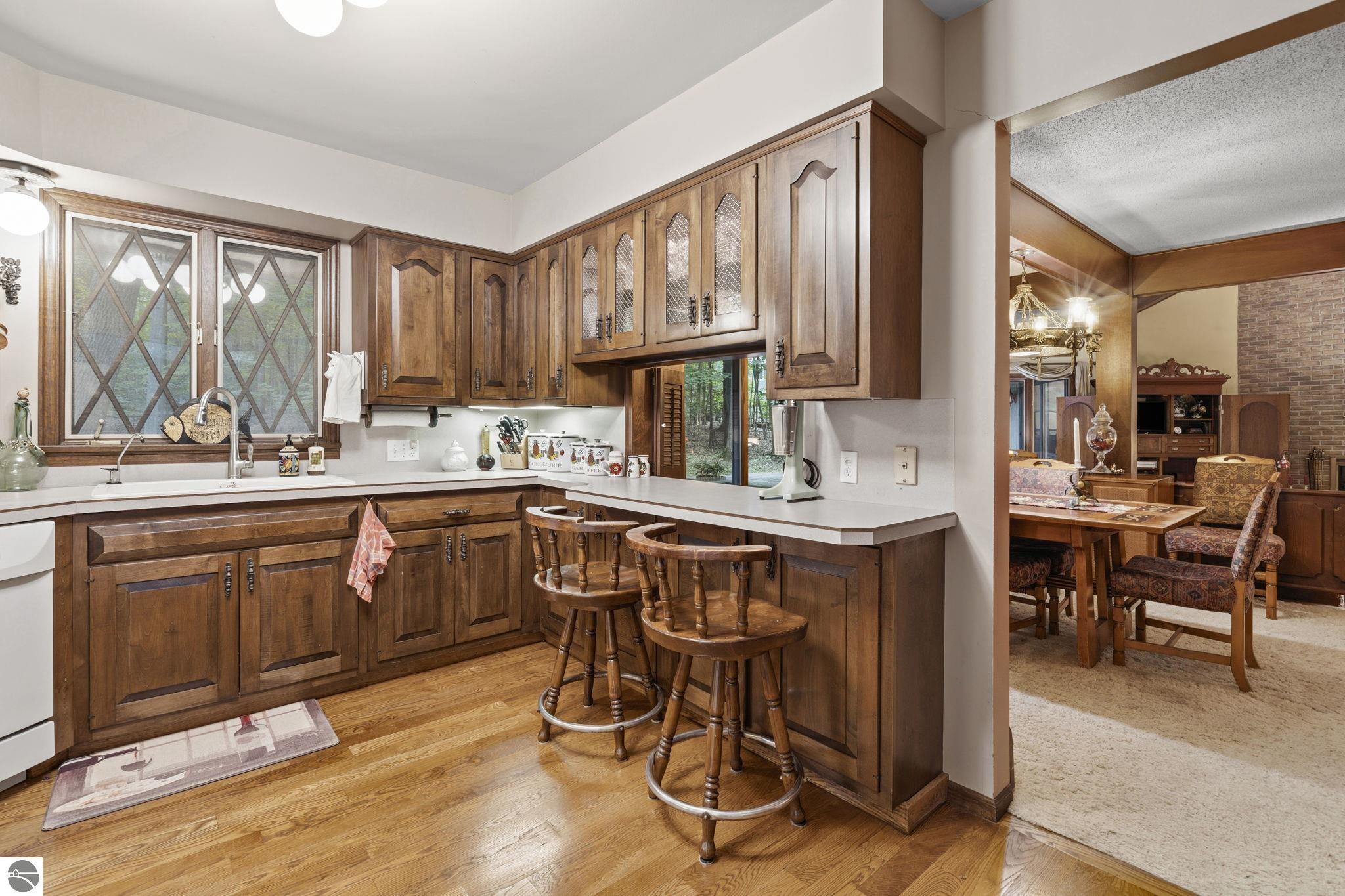 6575 Franklin Woods