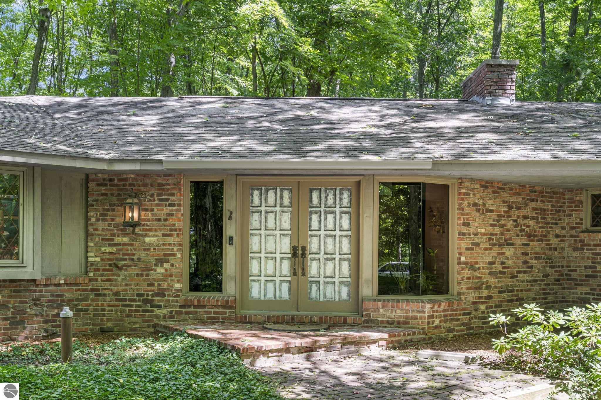 6575 Franklin Woods