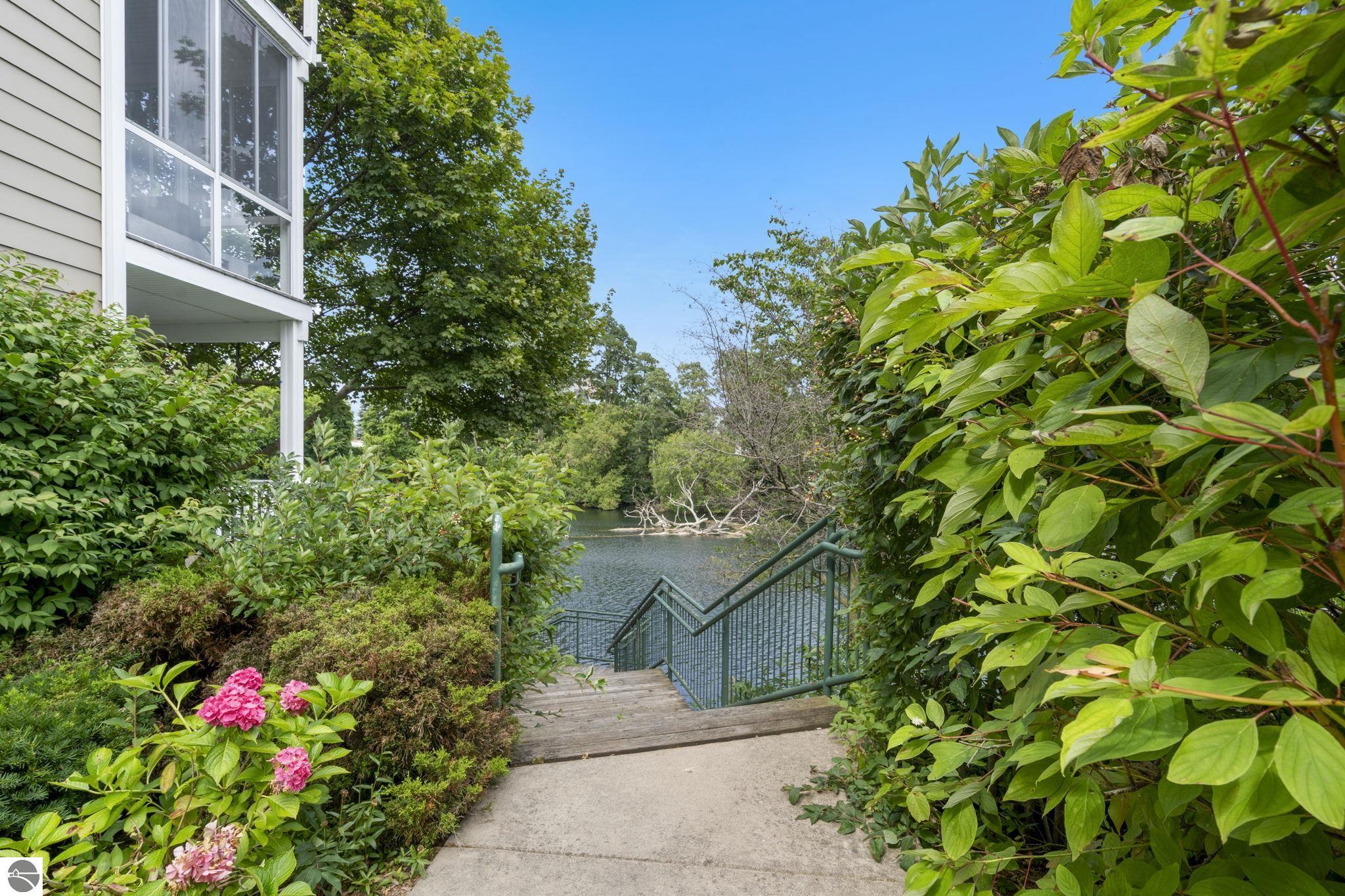 220 Midtown Drive