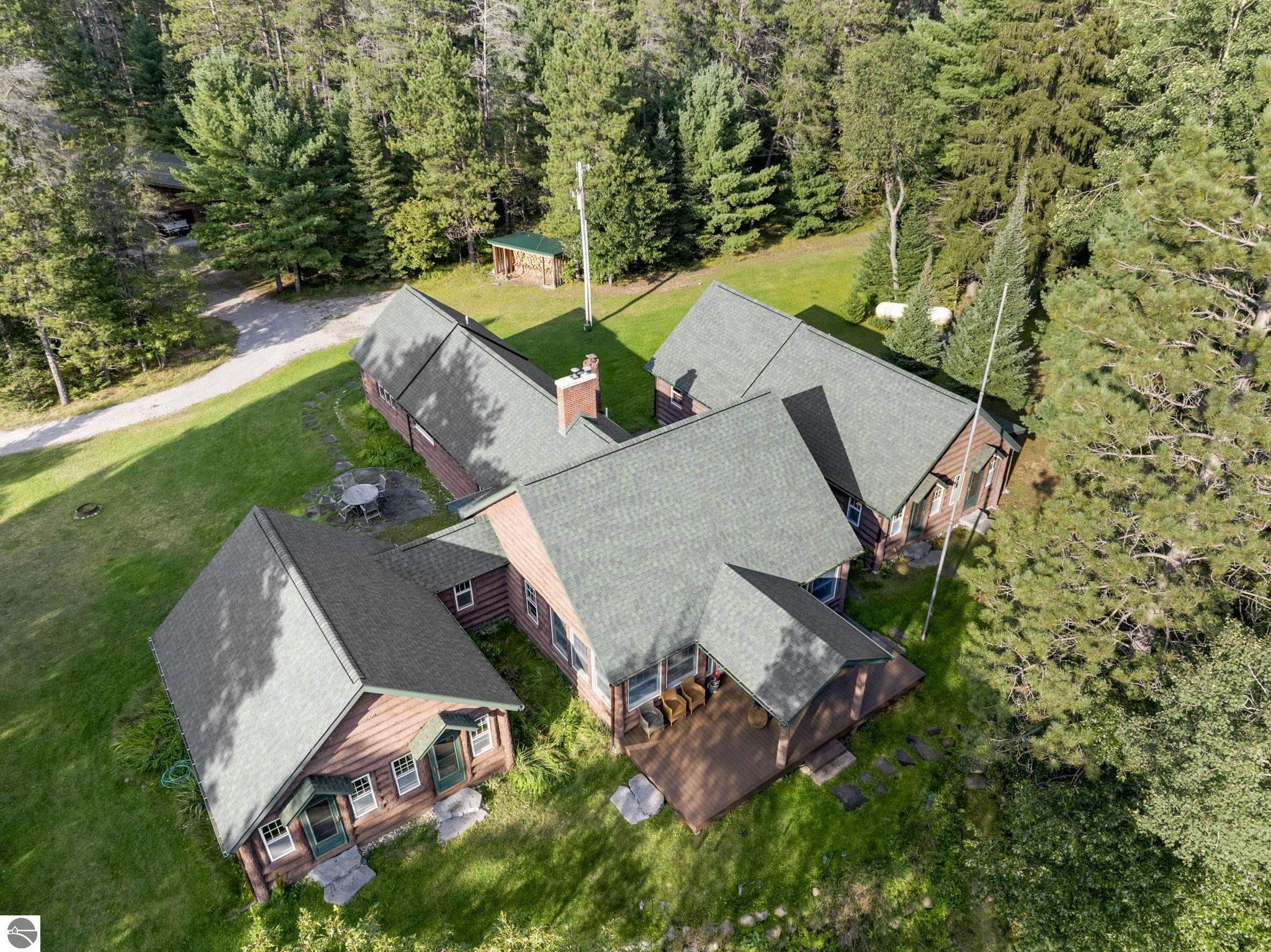 3182 Twin Pine Road