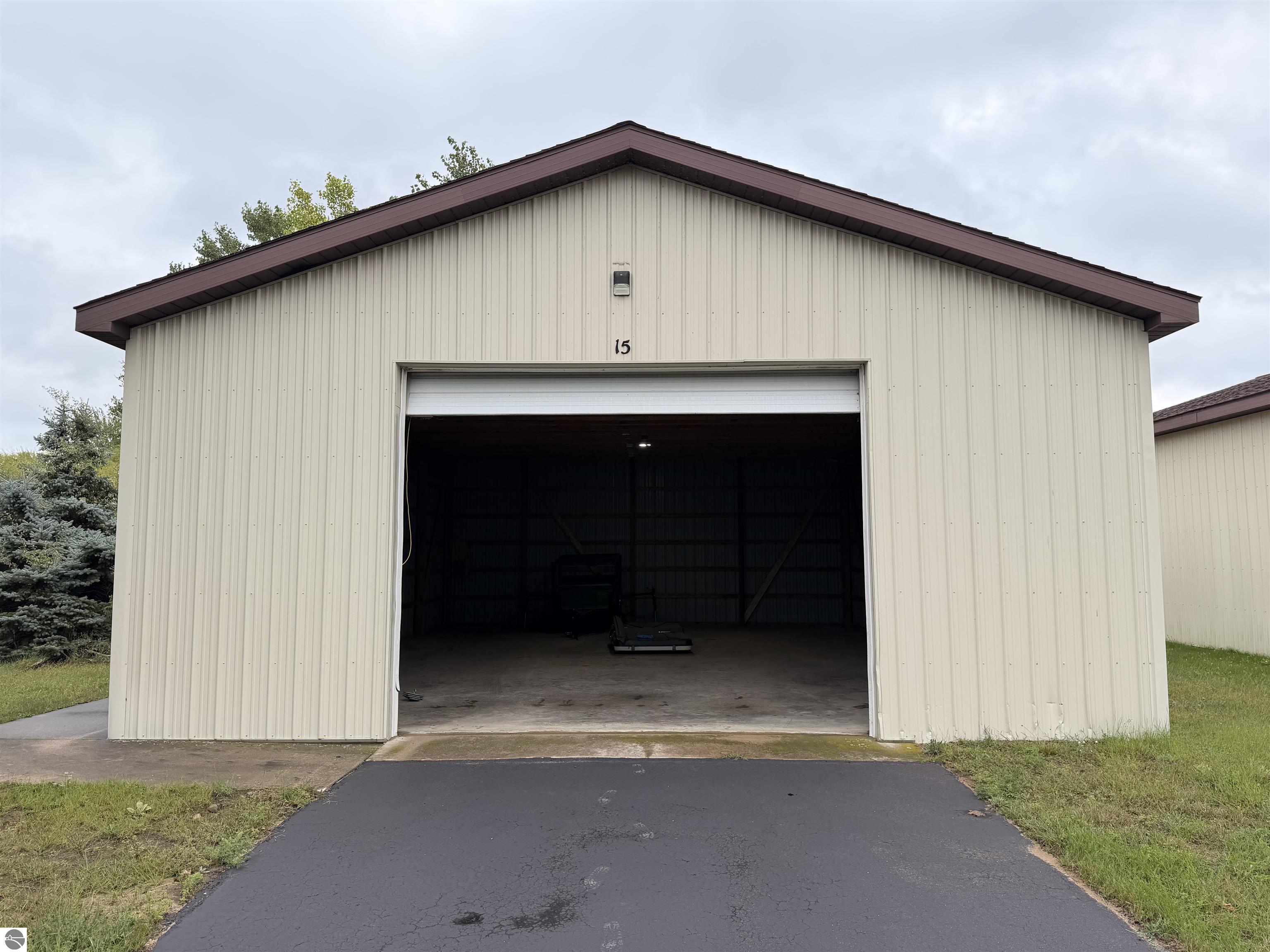 6763 E M-72 # 15 Unit: #15