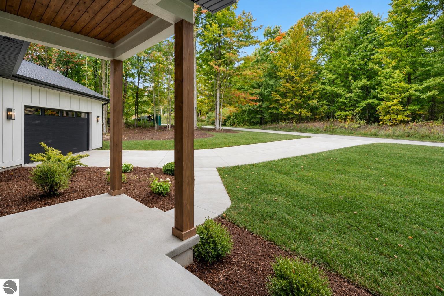 8245 E Boca Vista Trail