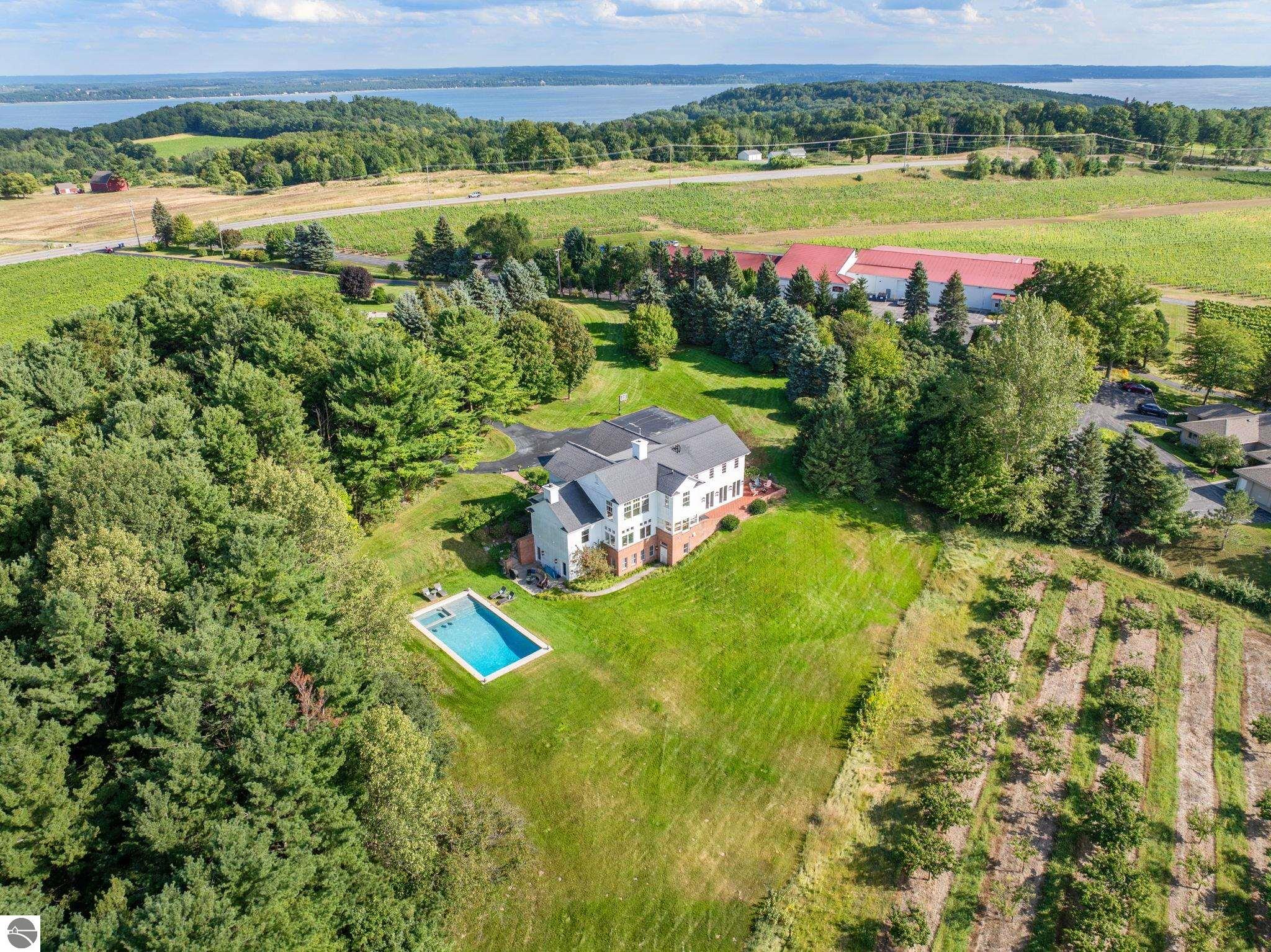 12335 Center Road