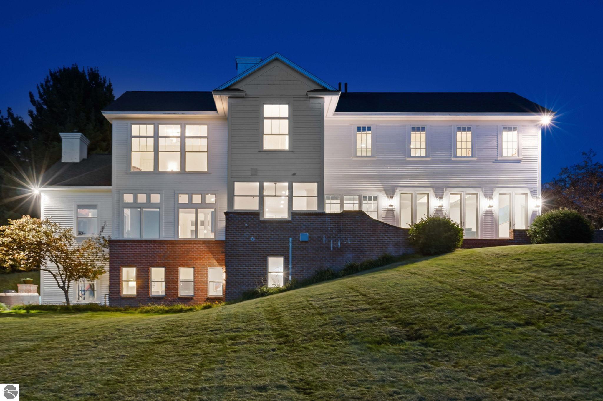 12335 Center Road