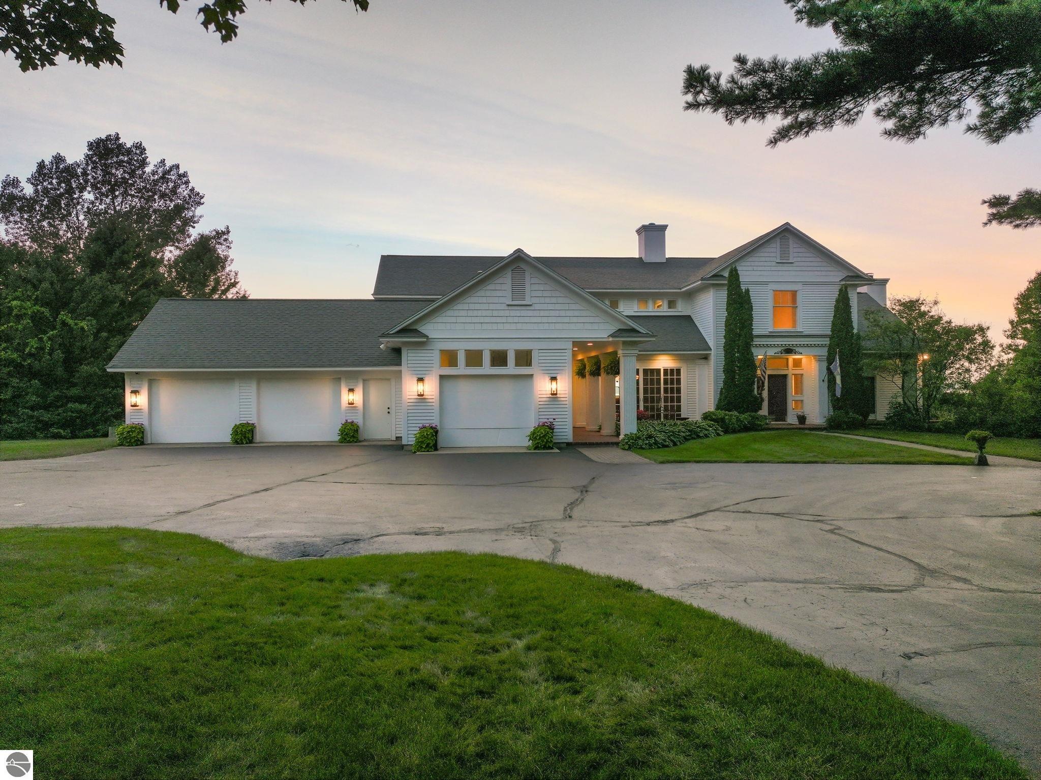 12335 Center Road