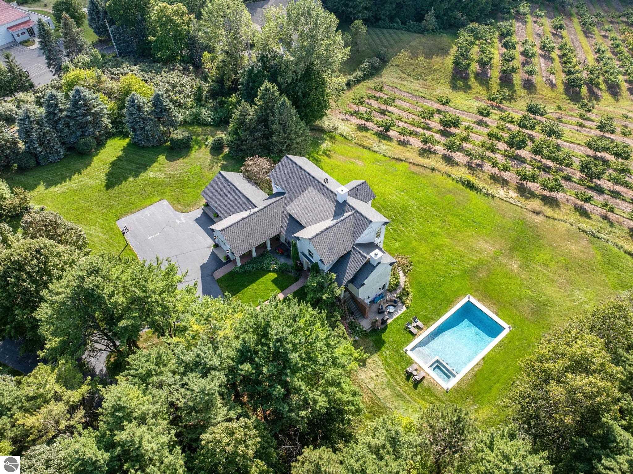 12335 Center Road