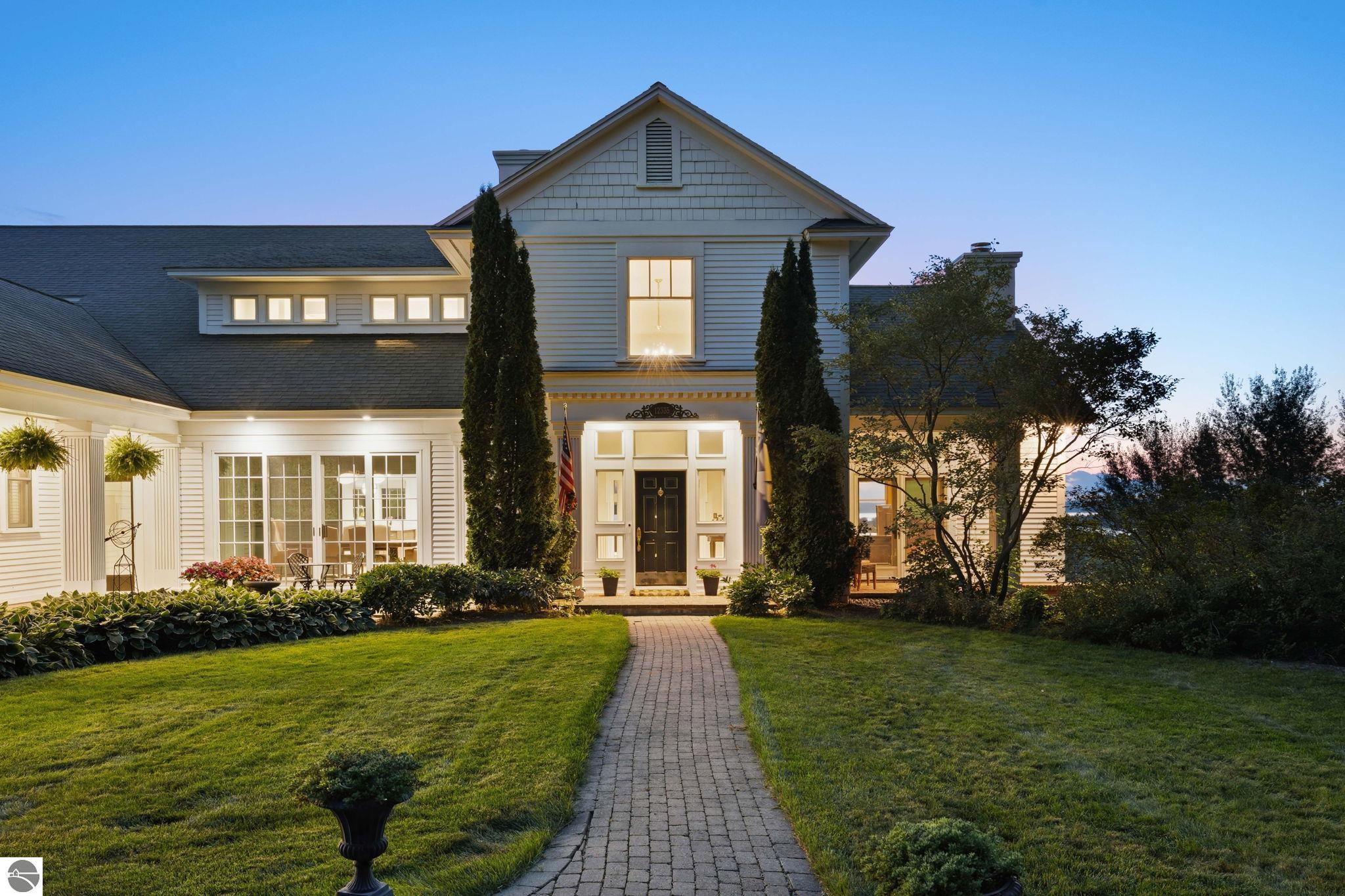 12335 Center Road