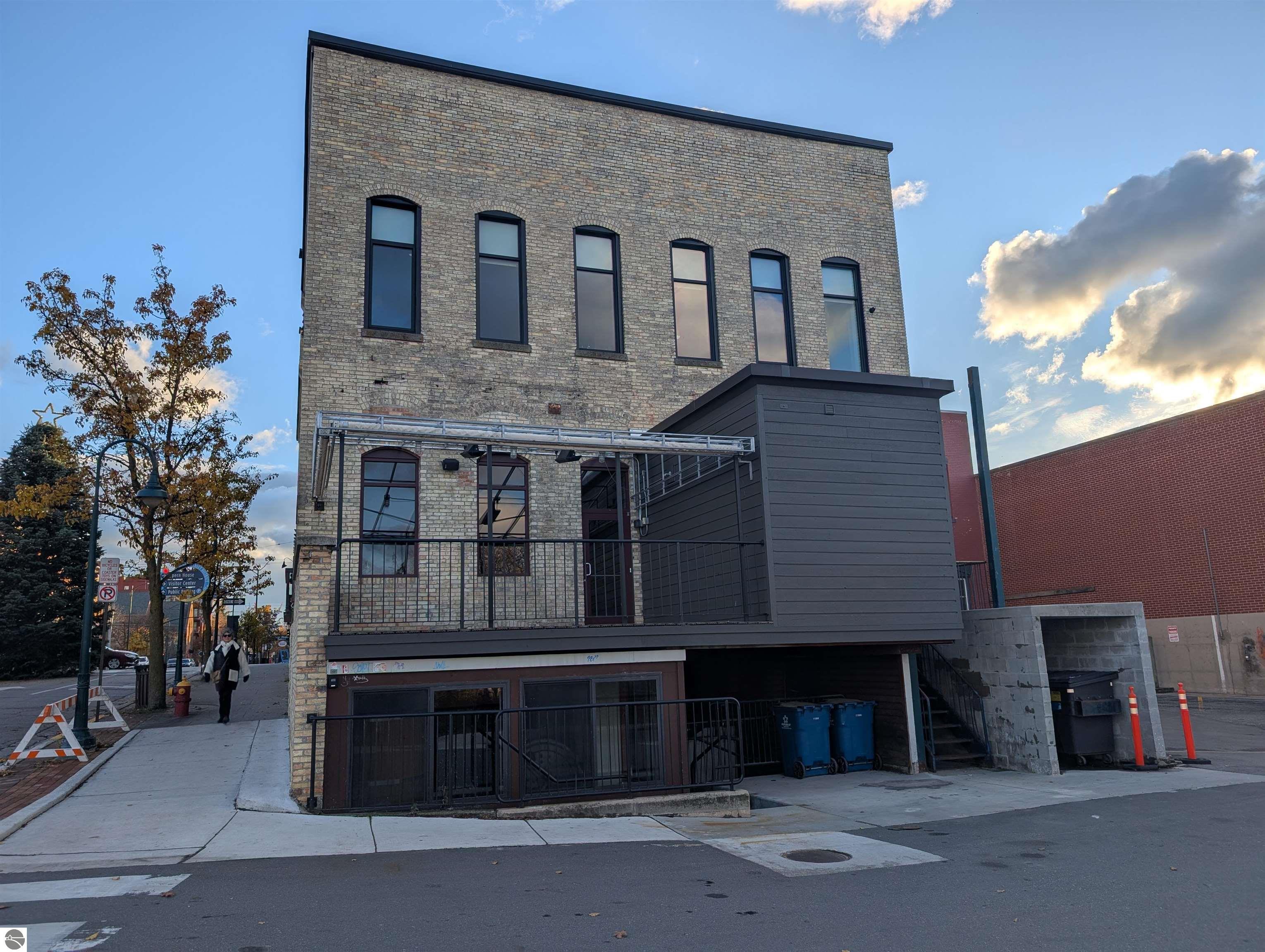 161 E Front Street