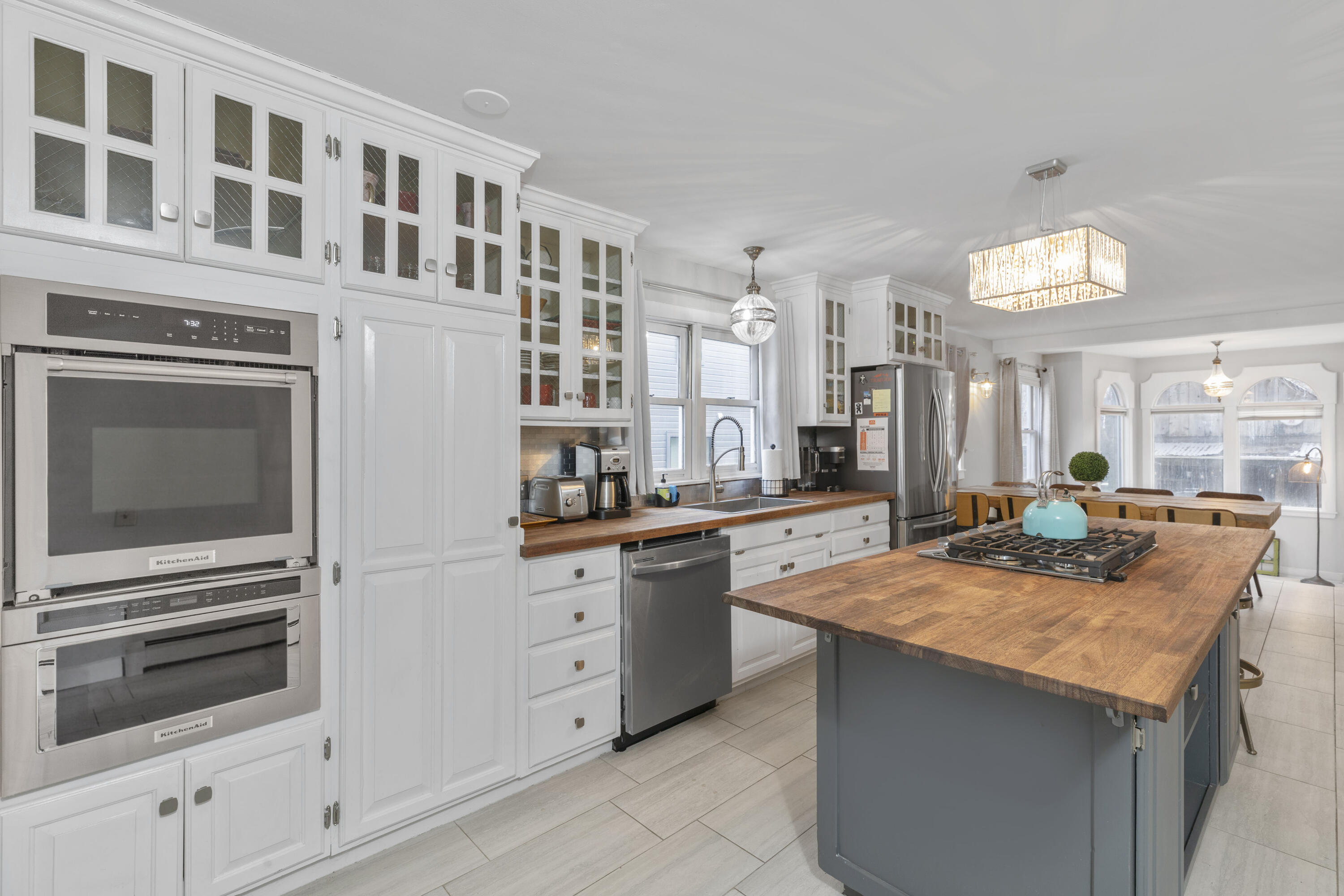 116 E Columbia Avenue