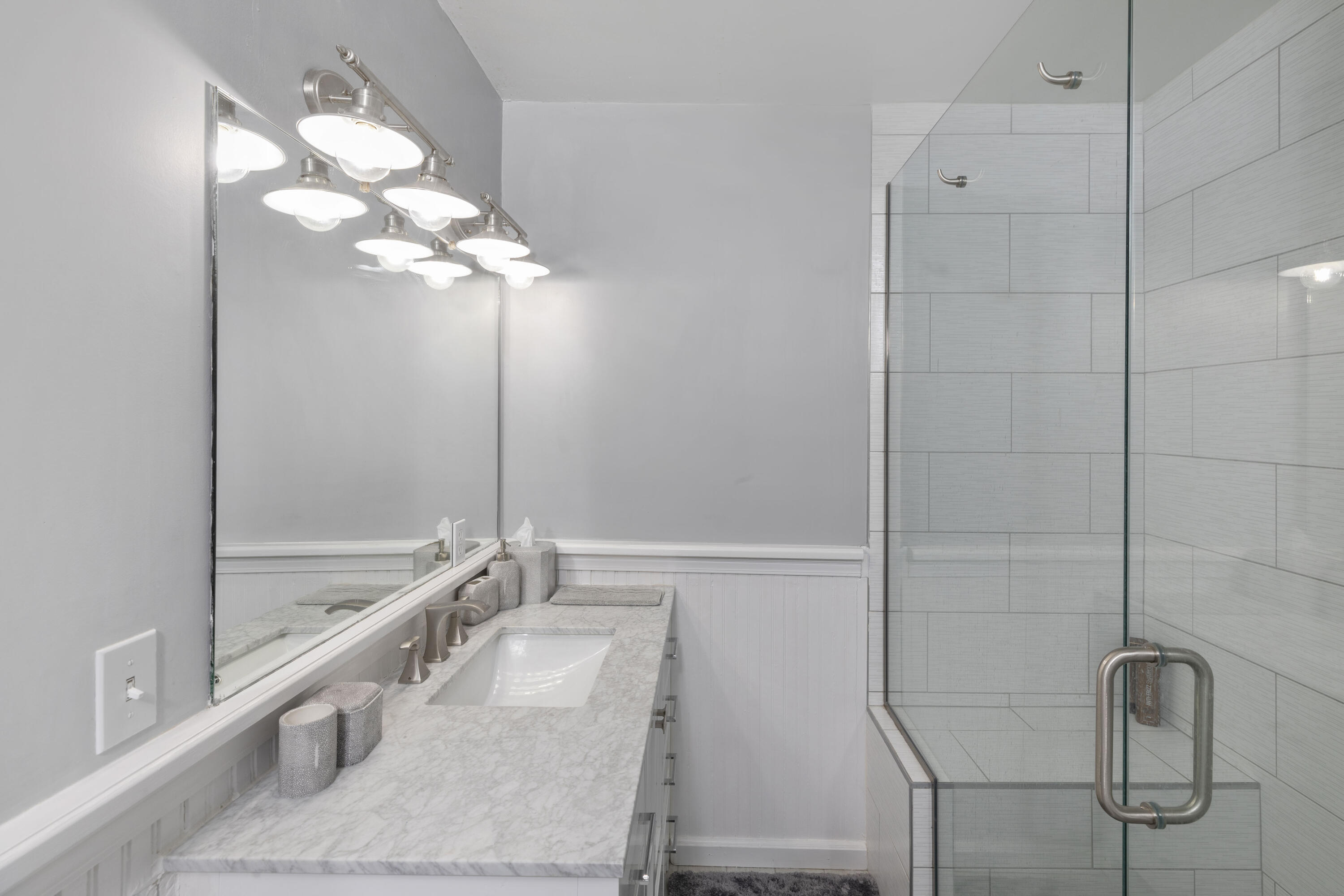 116 E Columbia Avenue