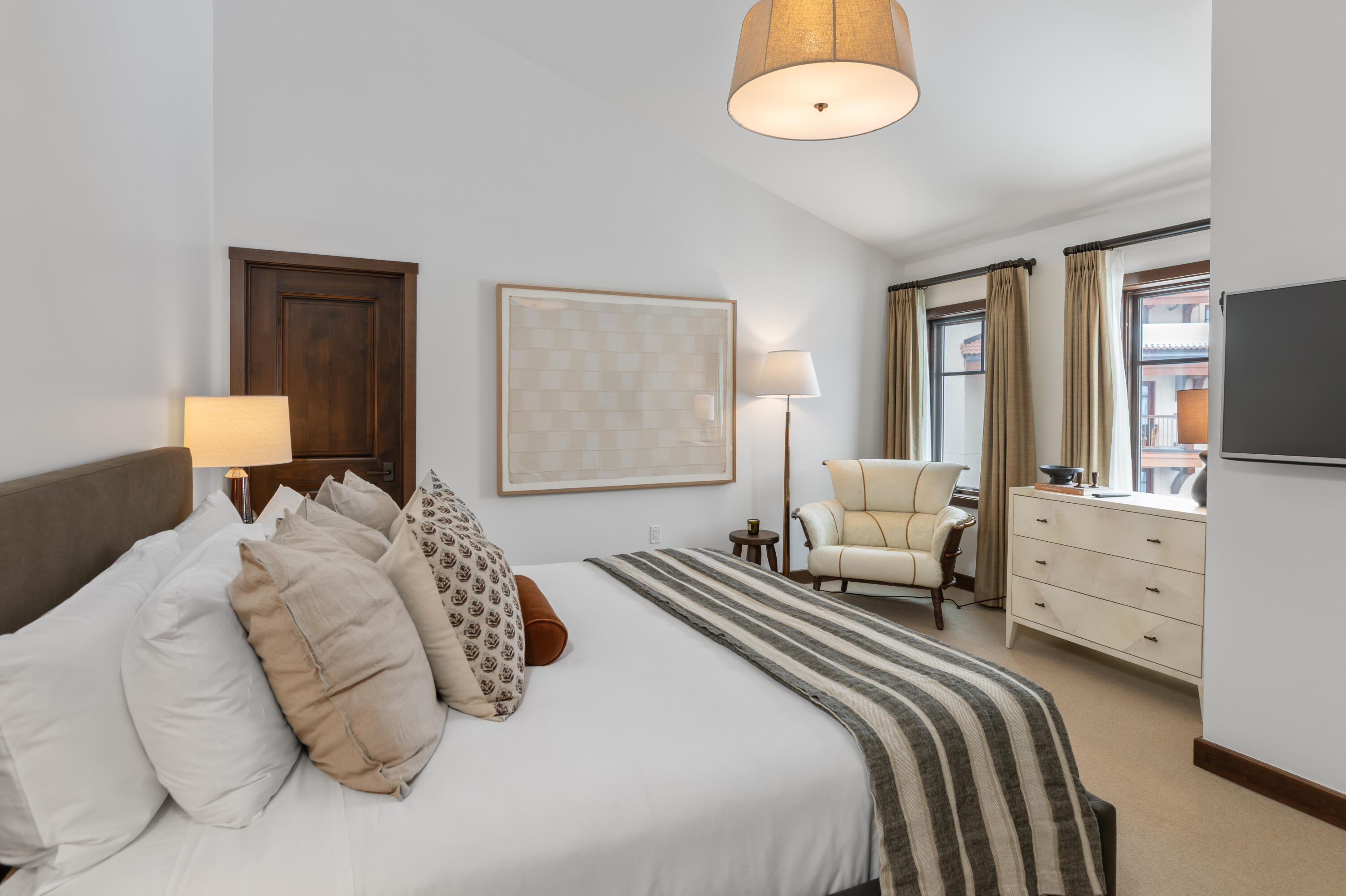 568 Mountain Village Boulevard