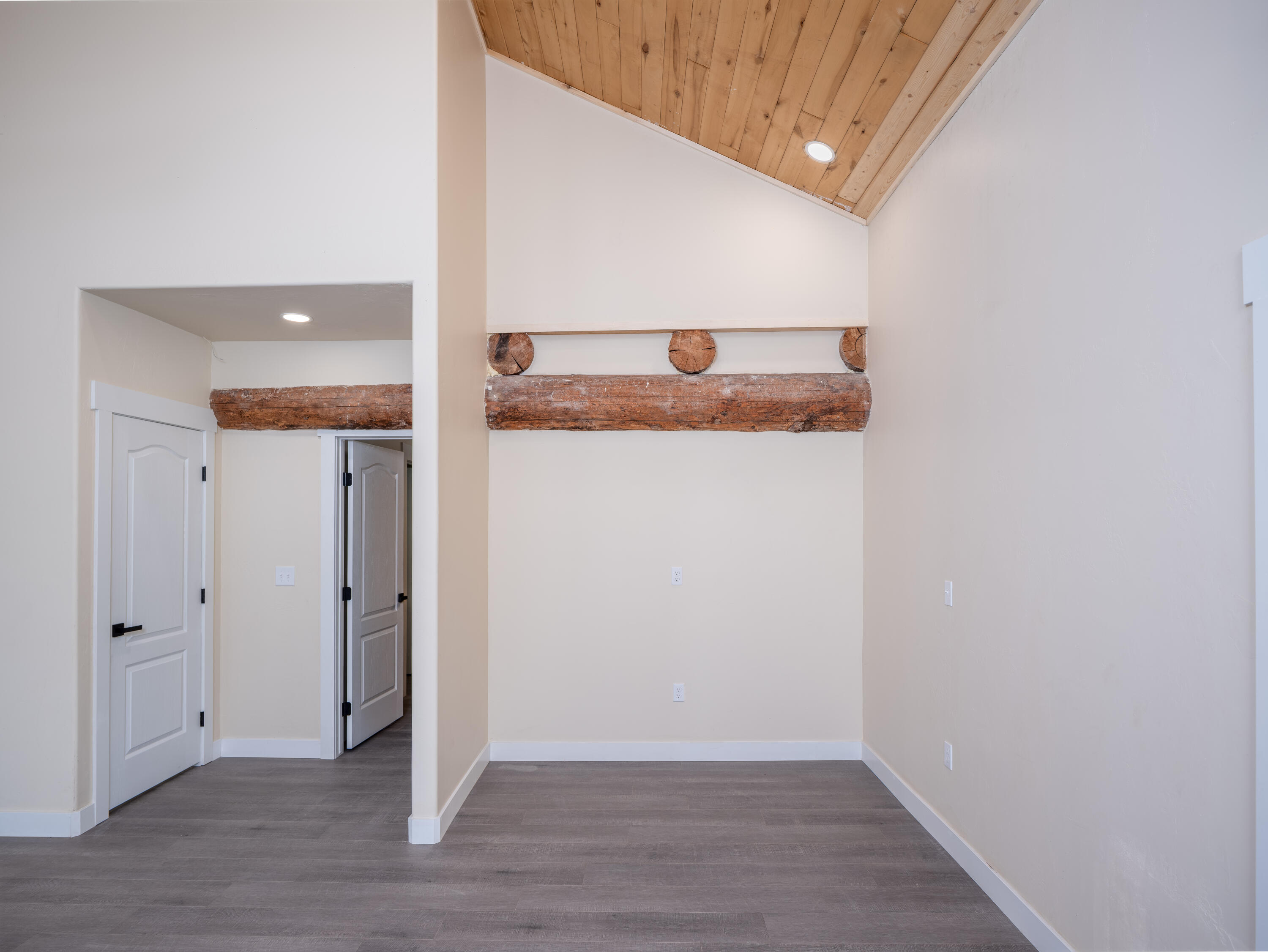 21001 Road 36