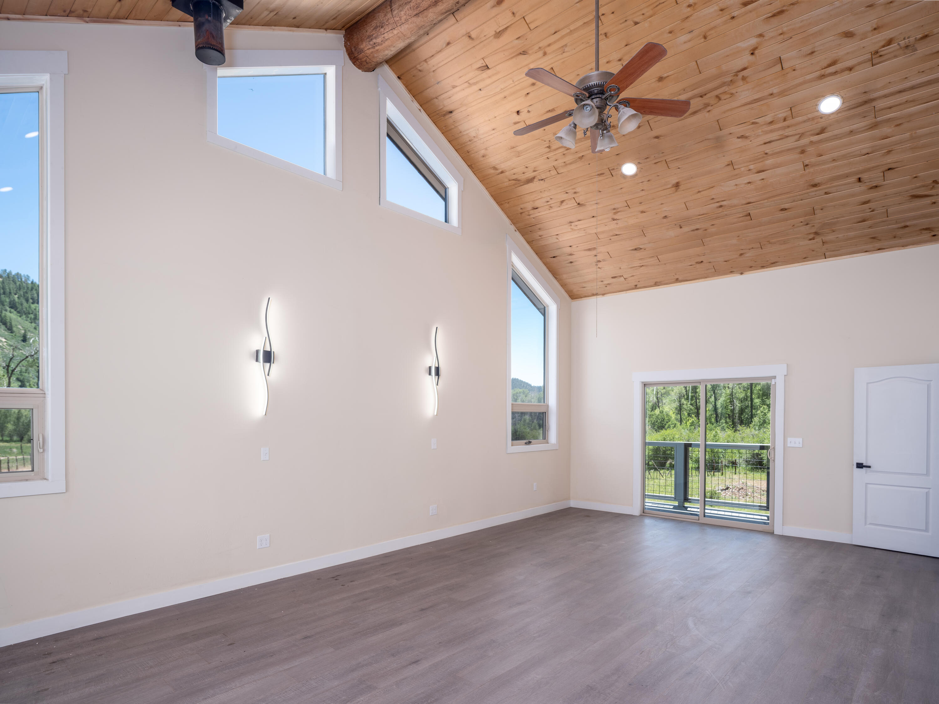 21001 Road 36