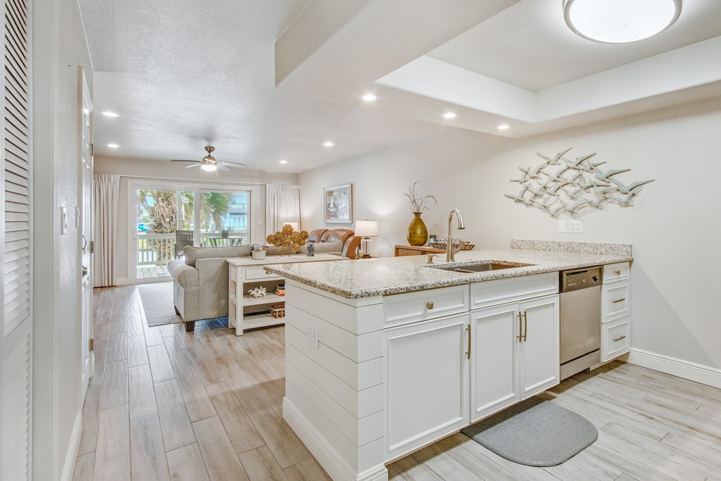 2292 N Fulton Beach Rd #402, Rockport