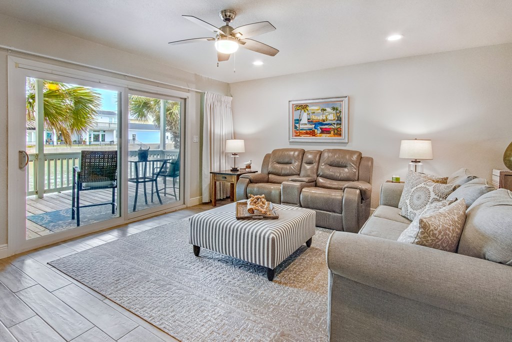 2292 N Fulton Beach Rd #402, Rockport