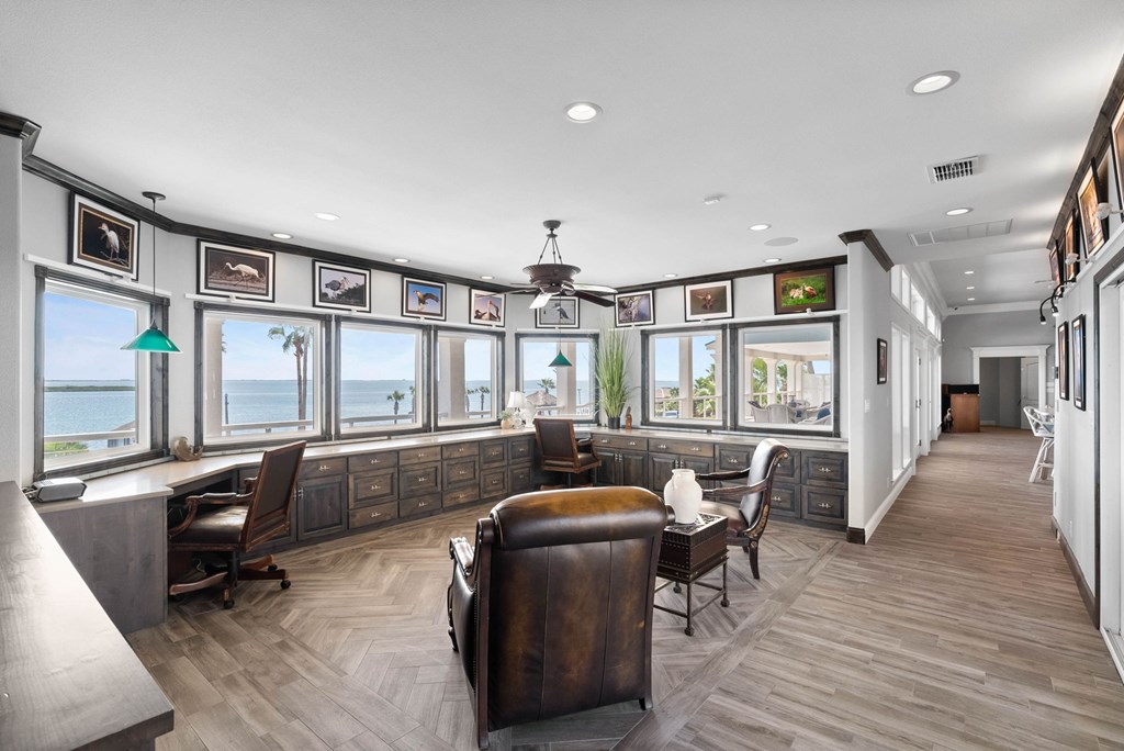 134 Bay Harbor Dr