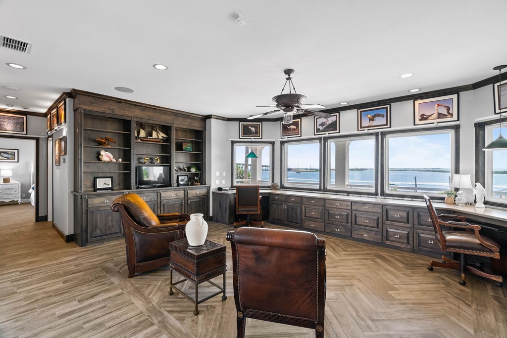 134 Bay Harbor Dr