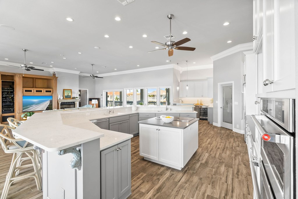 134 Bay Harbor Dr