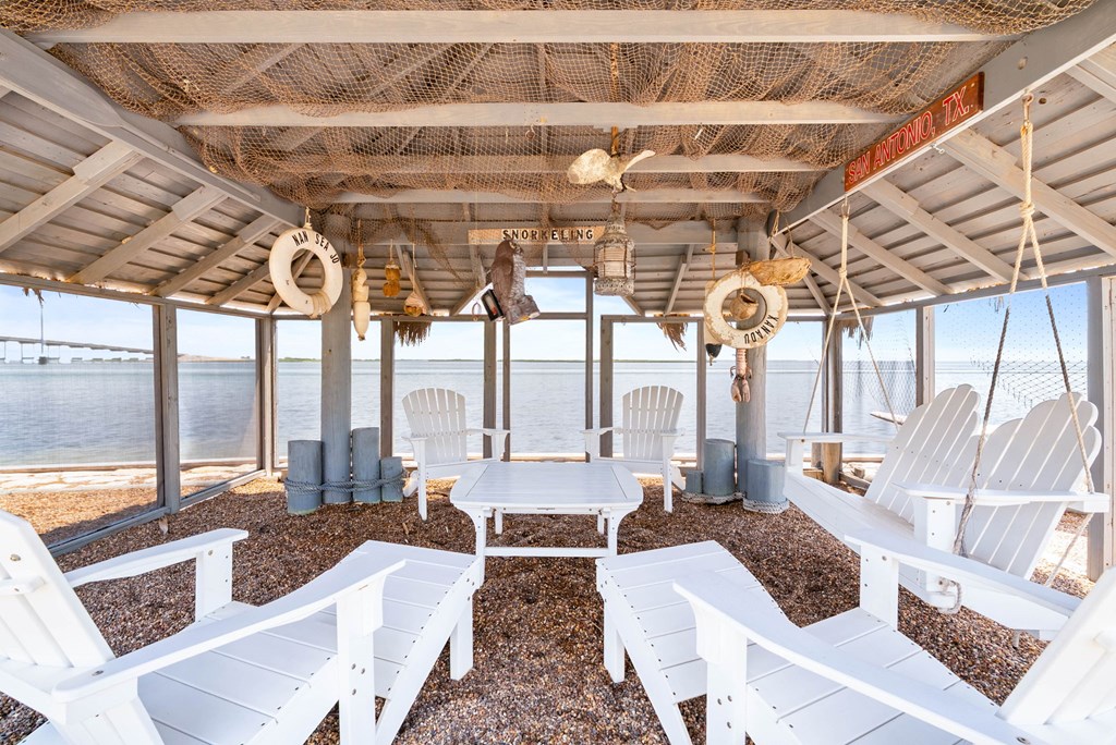 134 Bay Harbor Dr