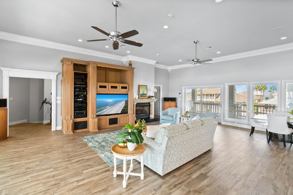 134 Bay Harbor Dr