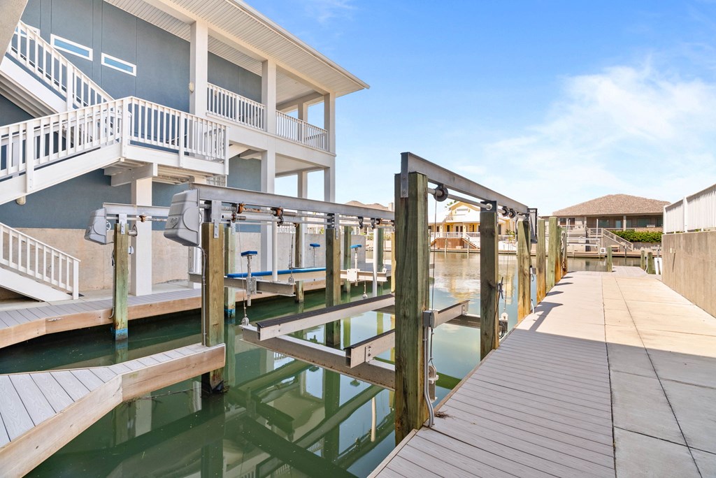 134 Bay Harbor Dr